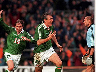 Tony Cascarino's shocking warn...